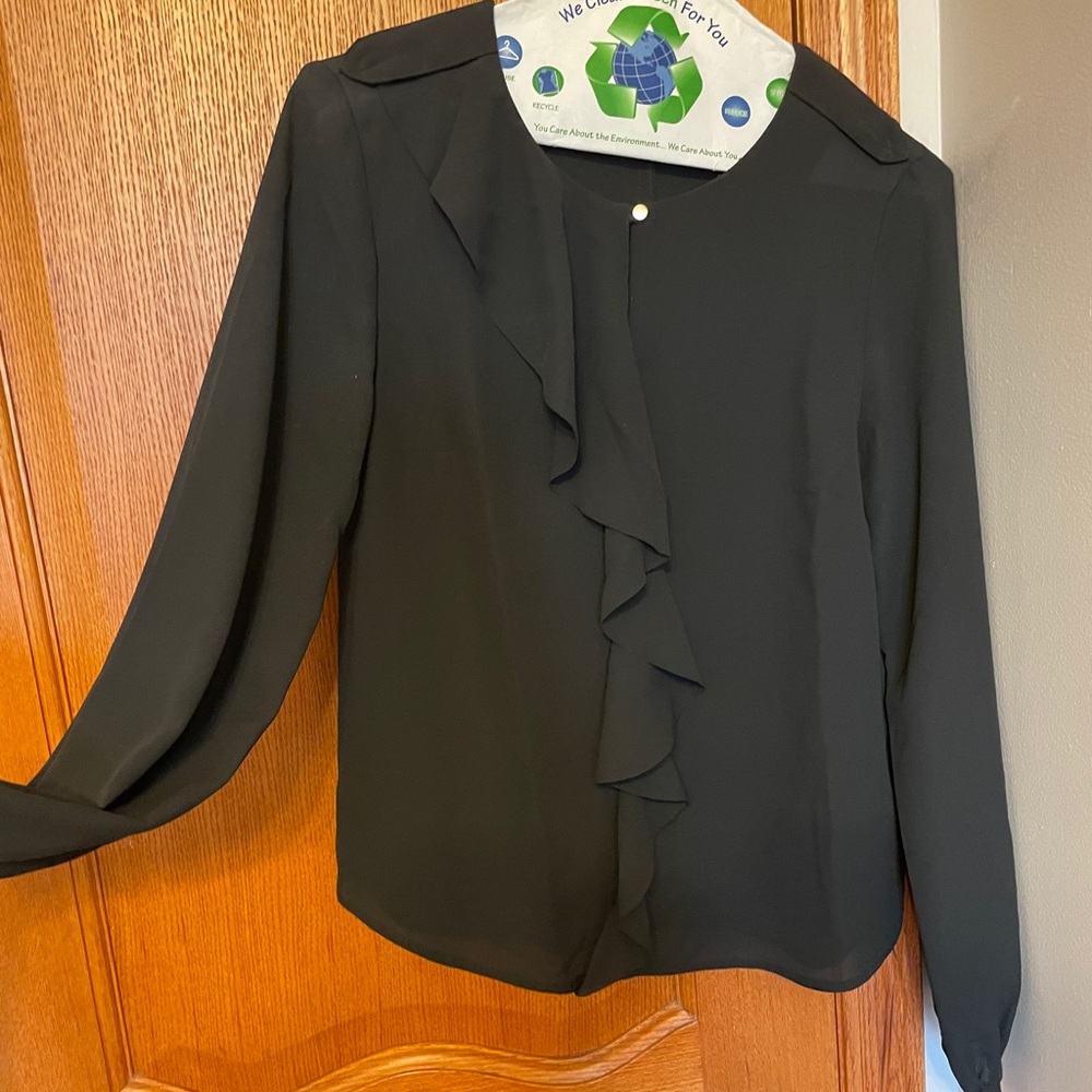 Women’s ruffle blouse